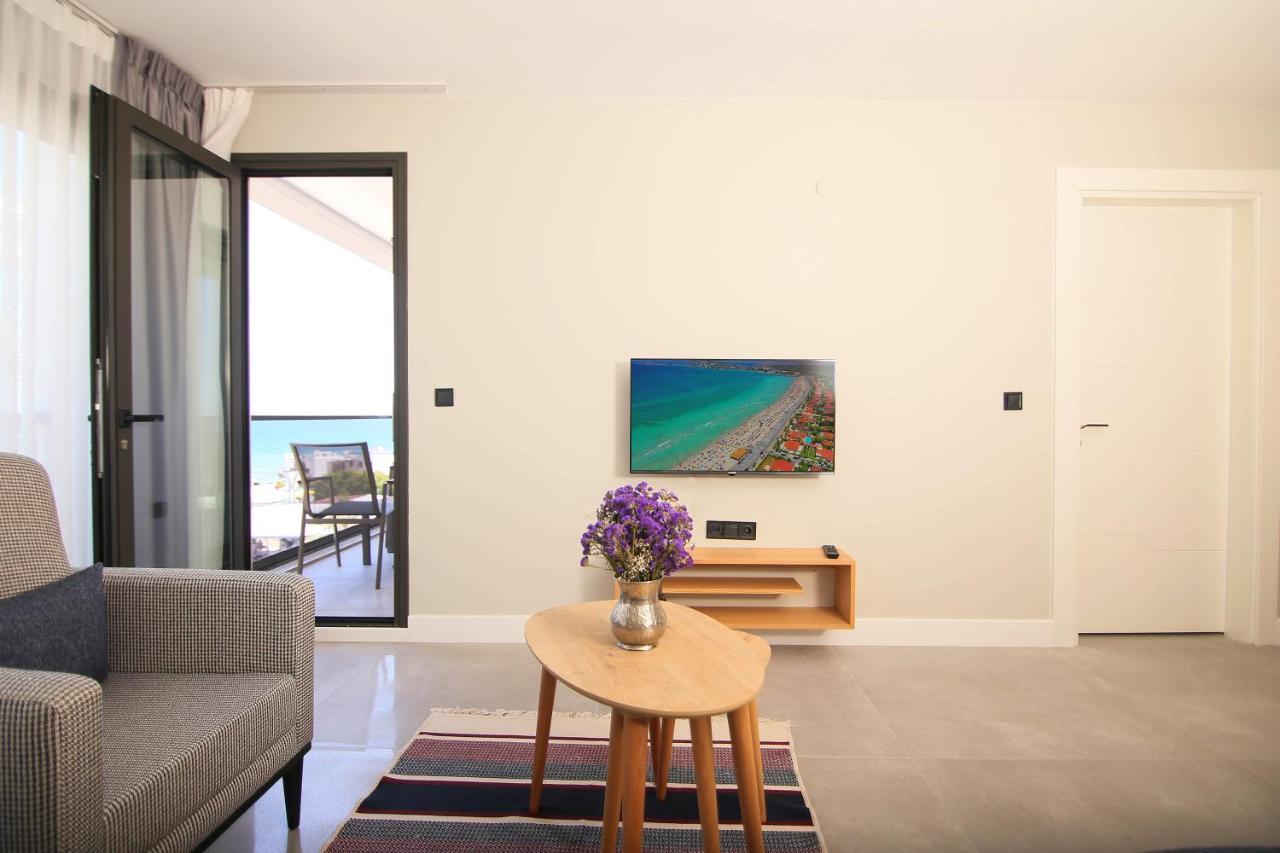 Krem Marin Otel Cesme Exterior photo