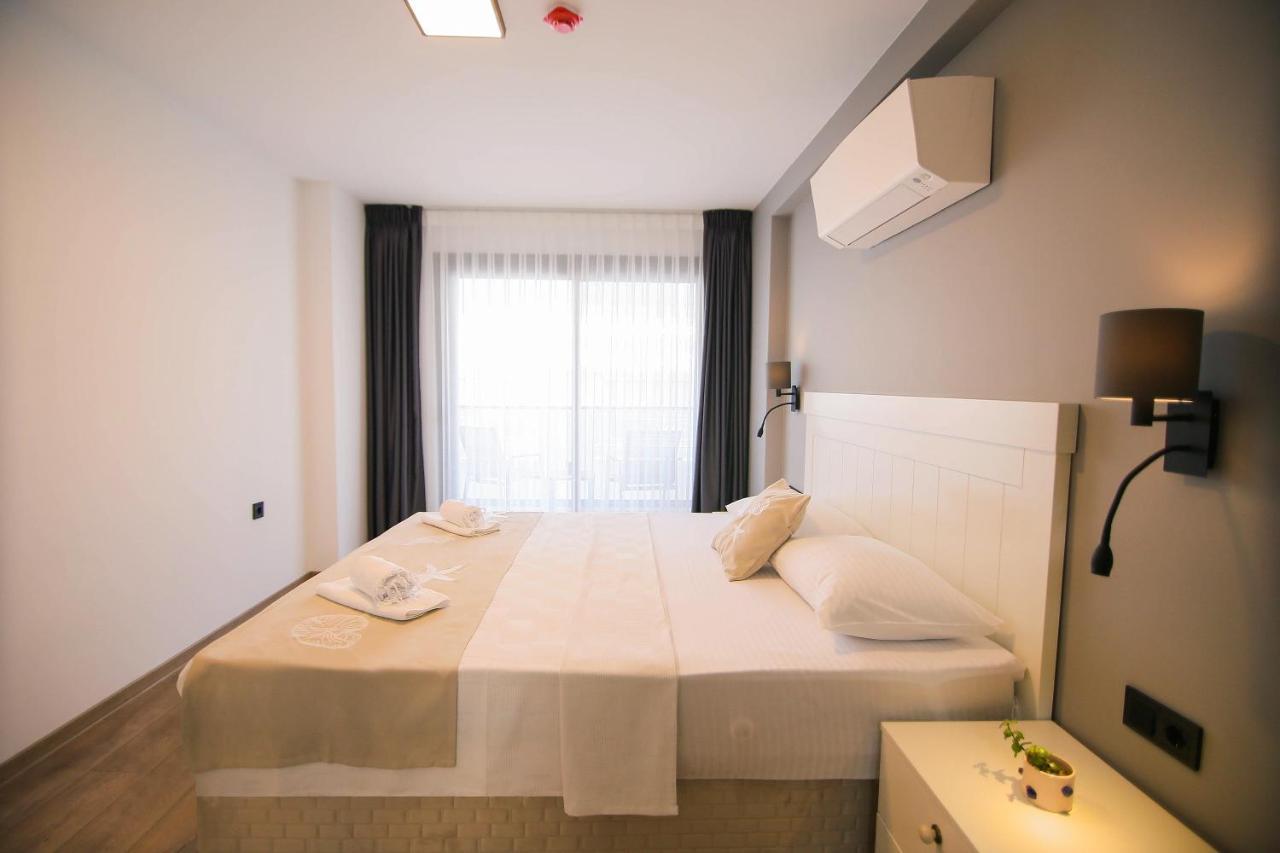 Krem Marin Otel Cesme Exterior photo