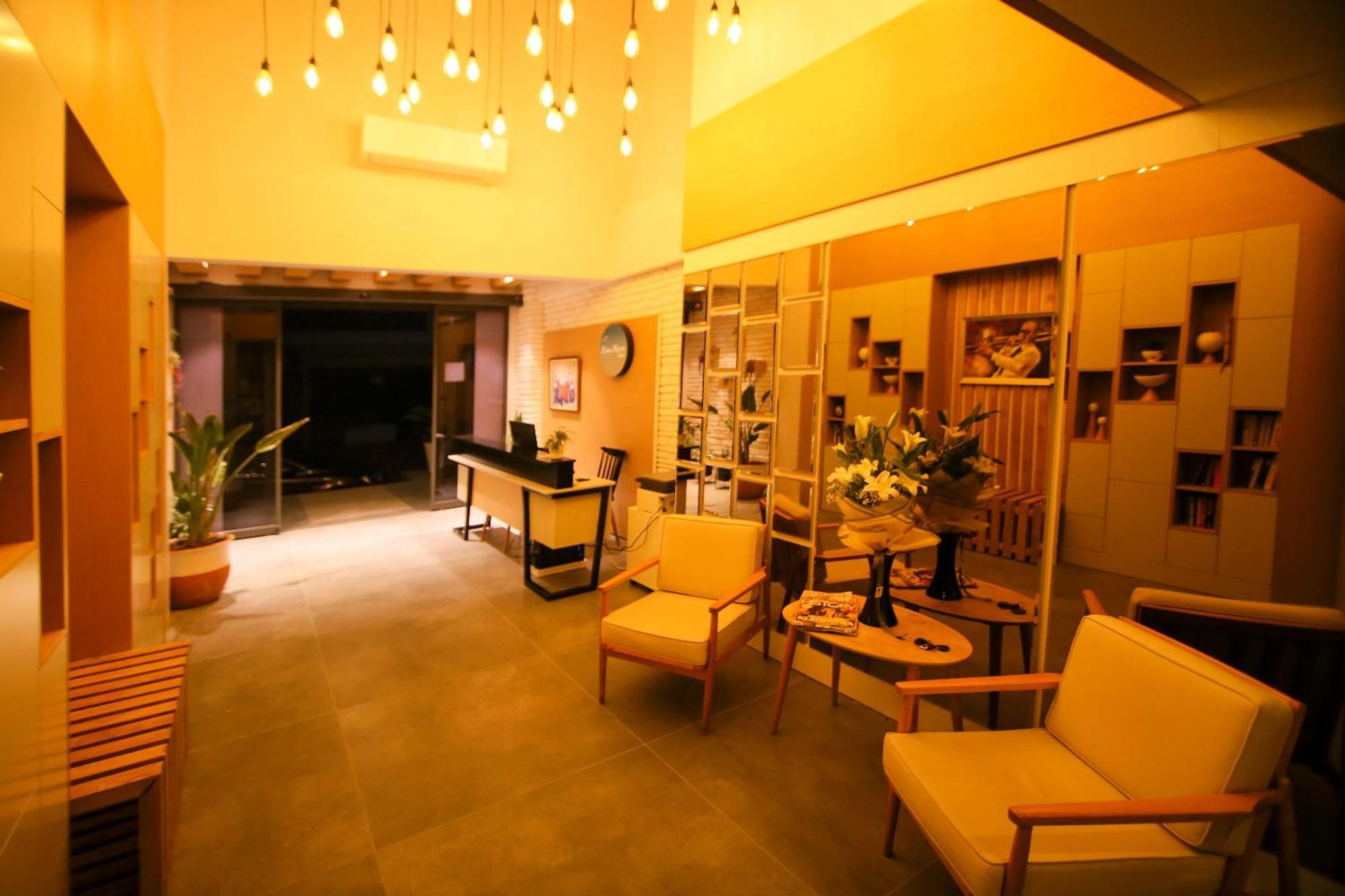 Krem Marin Otel Cesme Exterior photo